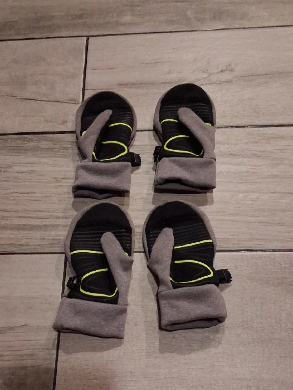 🍦Head Grey Toddler Kids Mittens with Lime Logo